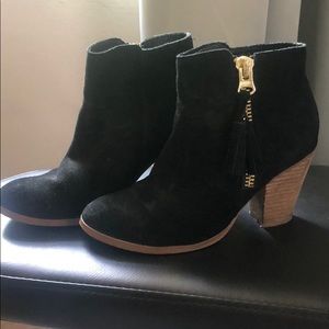 Black heeled booties